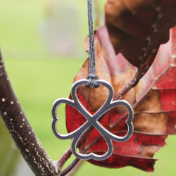 Collier - Coeur de fraternité (cordon soie) - Gris anthracite